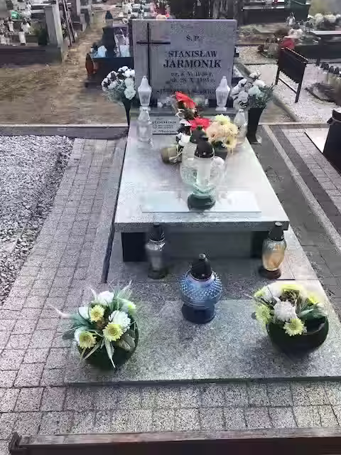 Nagrobki Pojedyncze