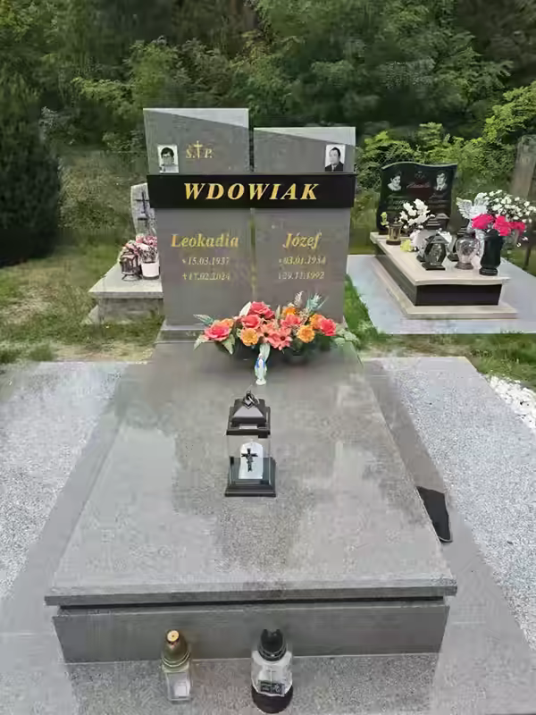Nagrobki Podwójne