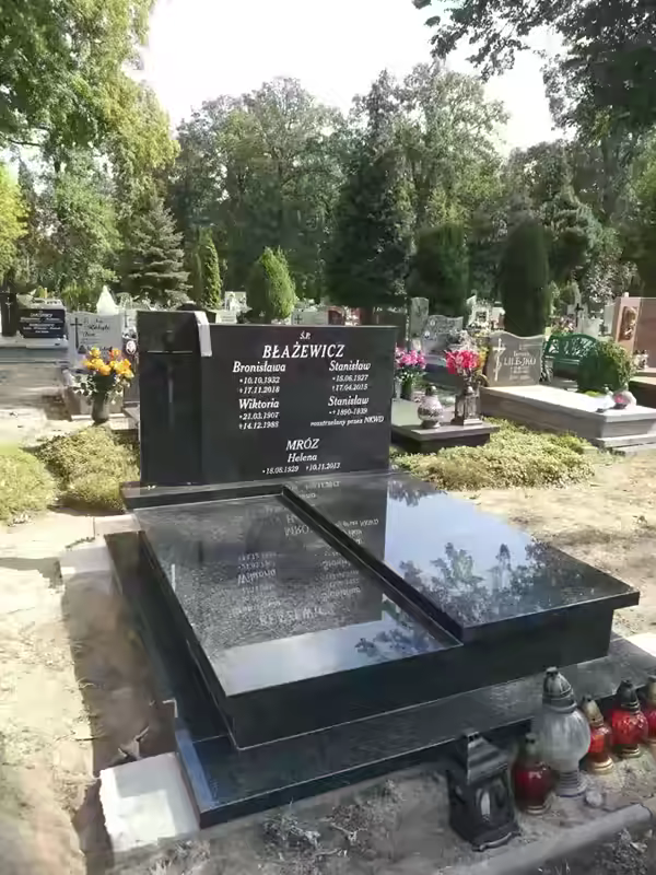 Nagrobki Podwójne