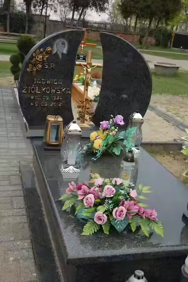 Nagrobki Podwójne