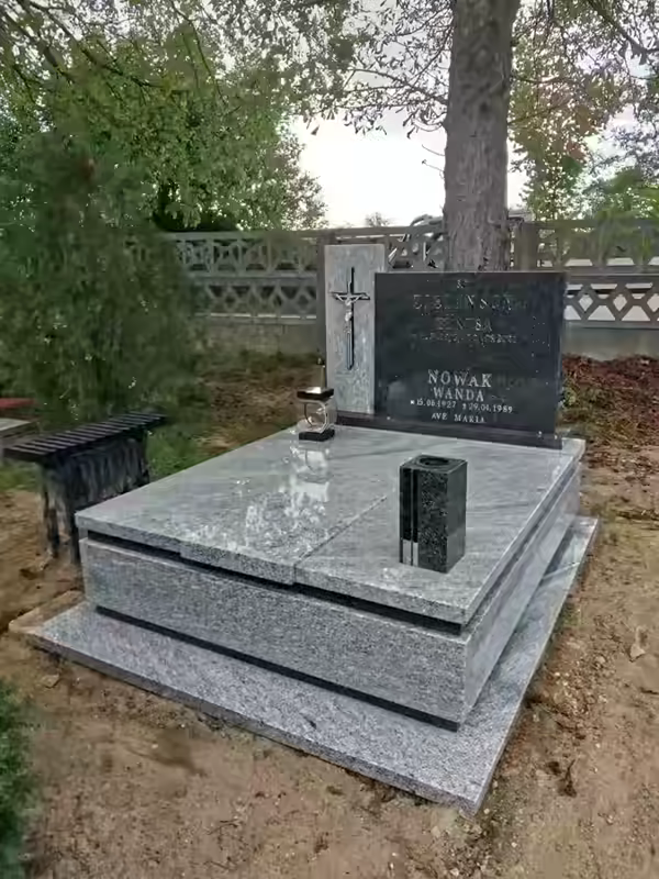 Nagrobki Podwójne