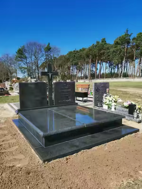 Nagrobki Podwójne