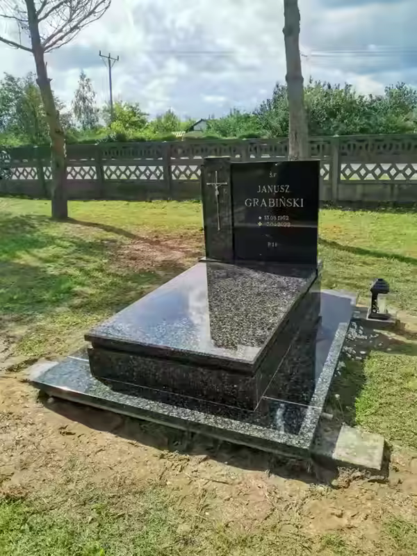 Nagrobki Podwójne
