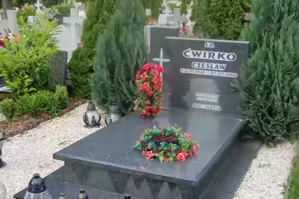 Nagrobki Podwójne
