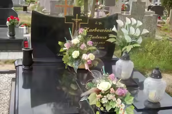 Nagrobki Podwójne