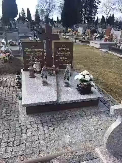 Nagrobki Podwójne
