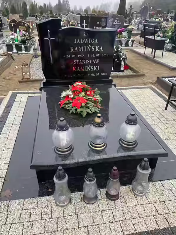 Nagrobki Podwójne
