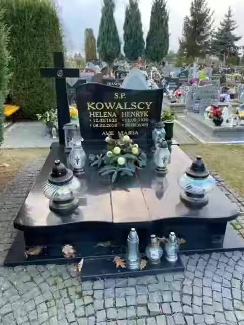 Nagrobki Podwójne